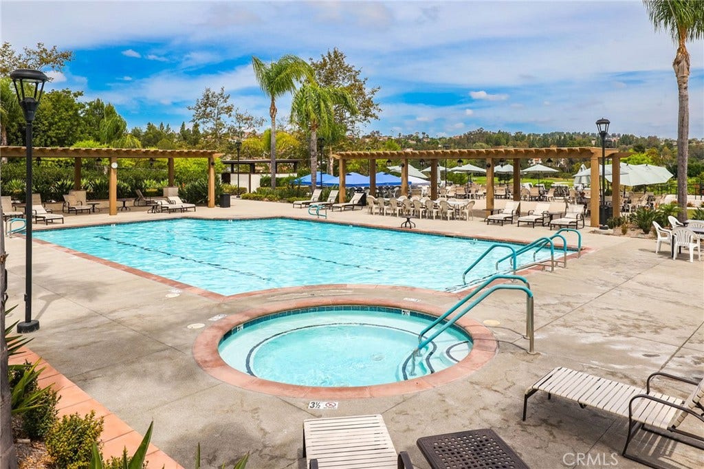 28275 Zurburan, Mission Viejo, CA 92692 28275 Zurburan, Mission Viejo, CA 92692