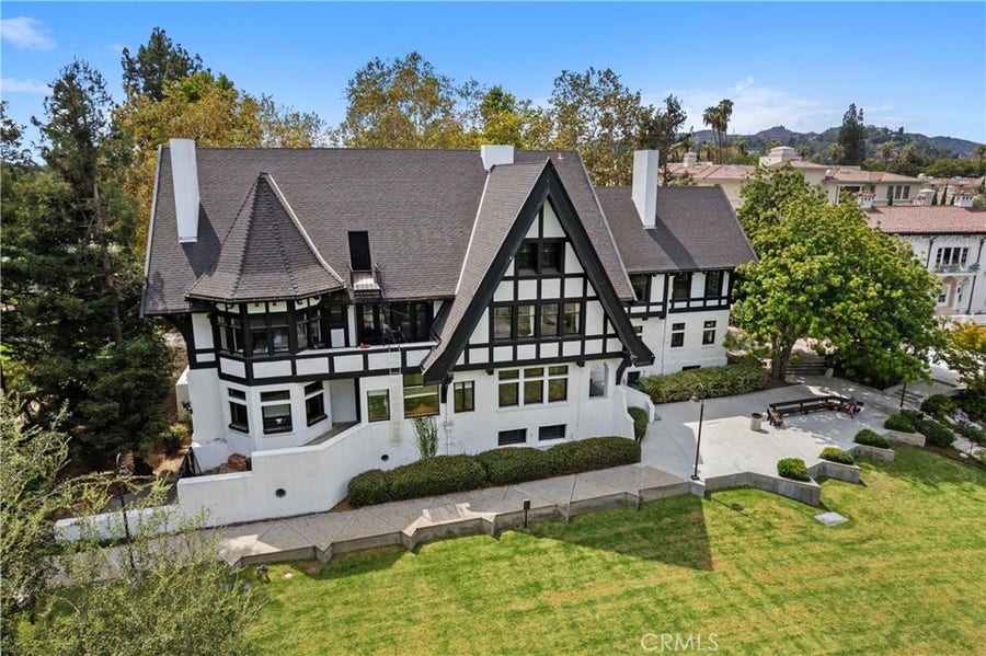 Property photo for 182 S Orange Grove, Pasadena, CA