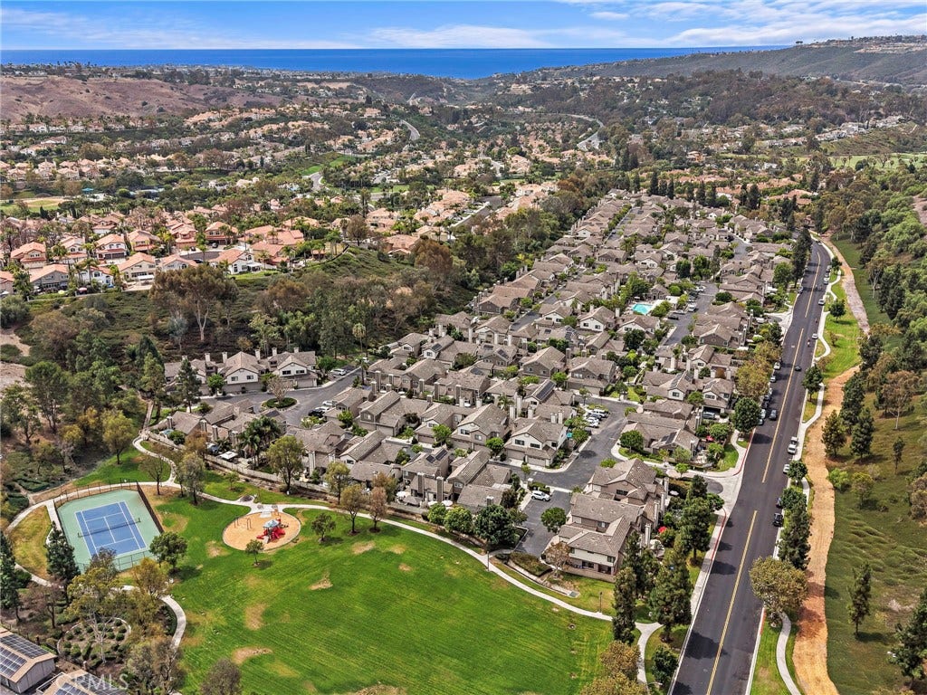 24772 Stratton, Laguna Niguel, CA 92677 24772 Stratton, Laguna Niguel, CA 92677