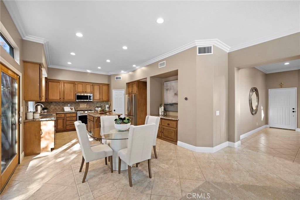 27 Las Cruces, Rancho Santa Margarita, CA 92688 27 Las Cruces, Rancho Santa Margarita, CA 92688