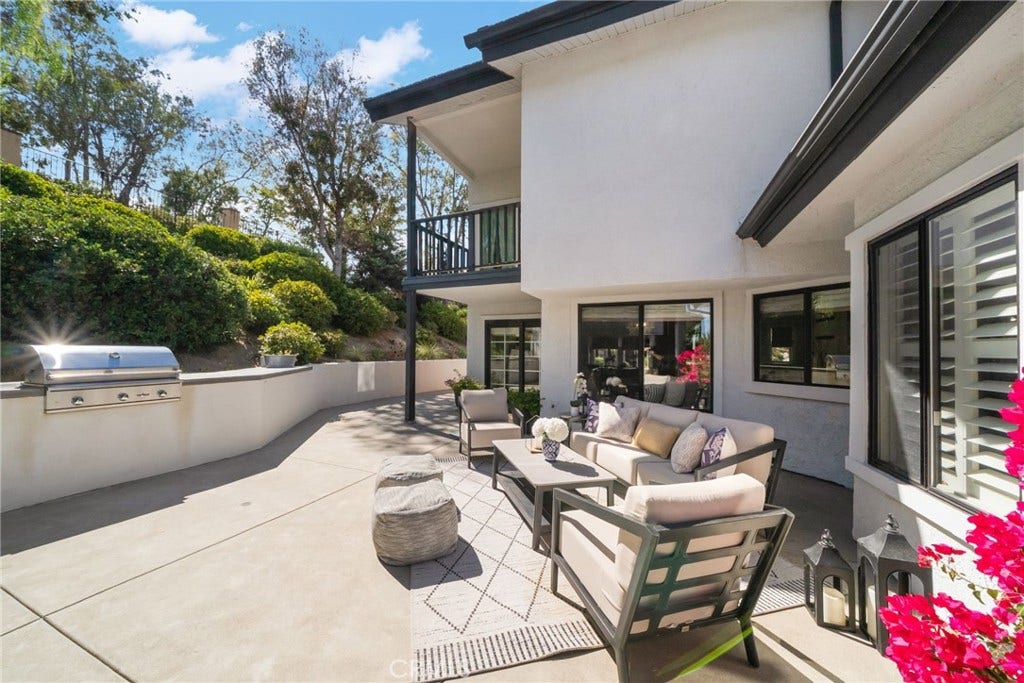 25902 Hitching Rail, Laguna Hills, CA 92653 25902 Hitching Rail, Laguna Hills, CA 92653