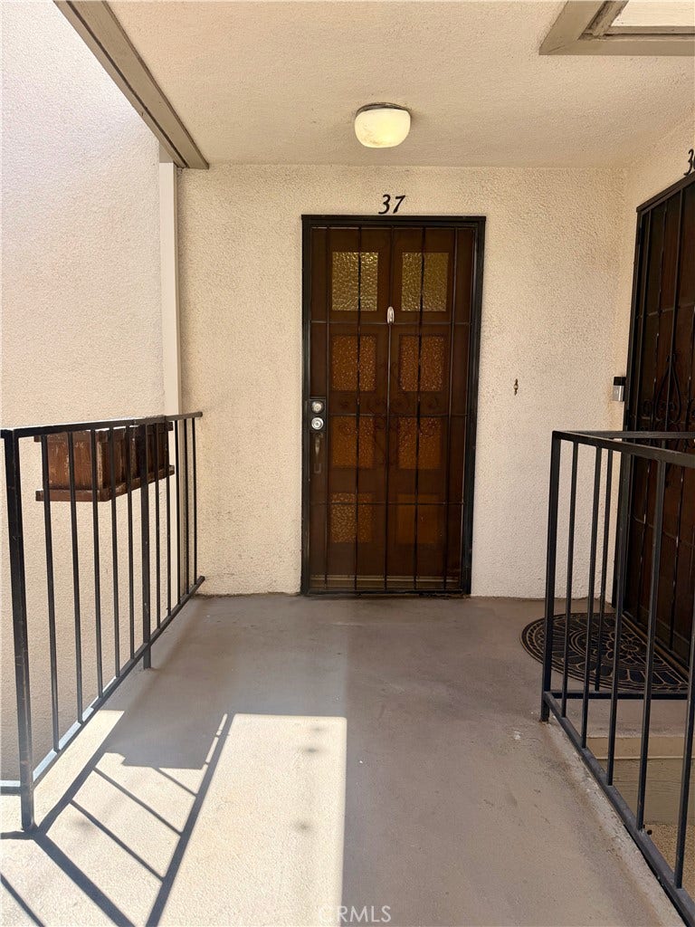 Property photo for 2575 E 19th, Signal Hill, CA
