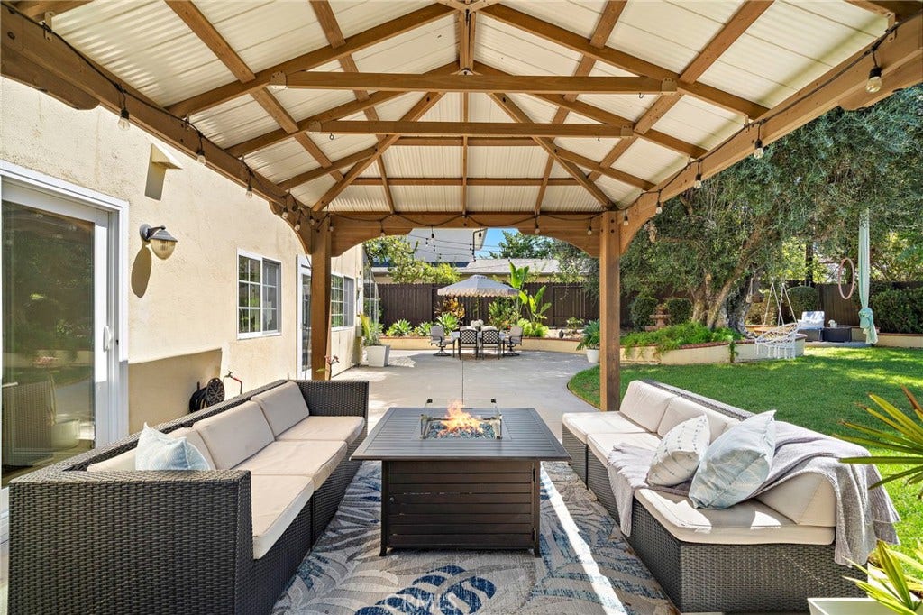 25042 Greenbay Drive, Lake Forest, CA 92630 25042 Greenbay Drive, Lake Forest, CA 92630