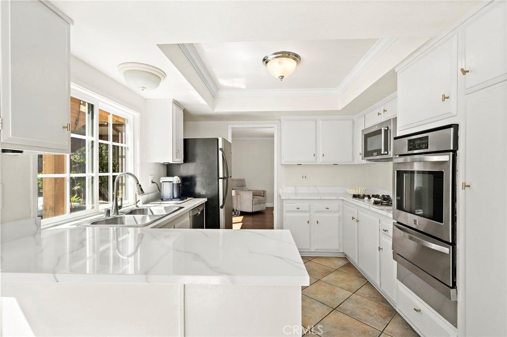 25042 Greenbay Drive, Lake Forest, CA 92630 25042 Greenbay Drive, Lake Forest, CA 92630