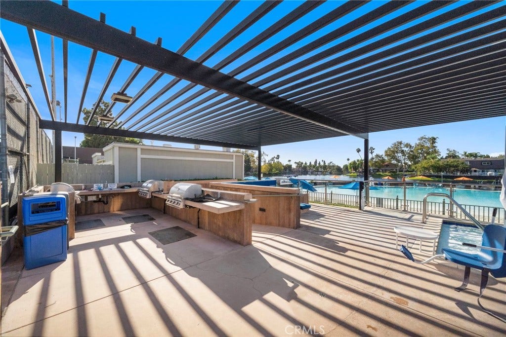 25042 Greenbay Drive, Lake Forest, CA 92630 25042 Greenbay Drive, Lake Forest, CA 92630