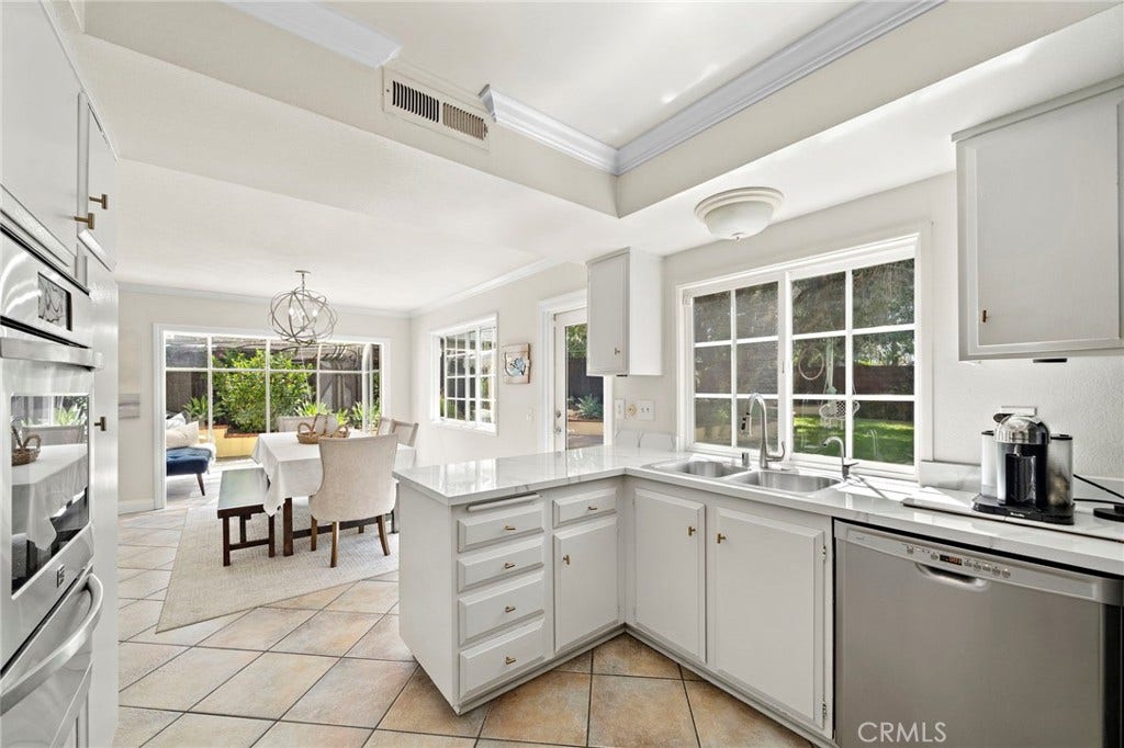 25042 Greenbay Drive, Lake Forest, CA 92630 25042 Greenbay Drive, Lake Forest, CA 92630