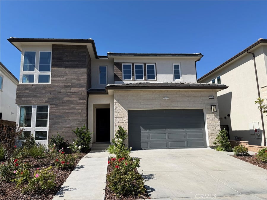 Property photo for 20756 W Bluebird Ct, Porter Ranch, CA