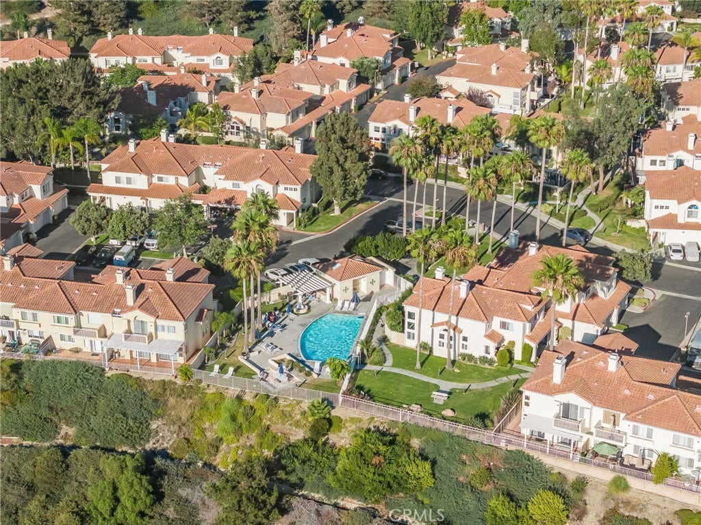 423 Via Presa, San Clemente, CA 92672 Wonderful community nestled in scenic hillside