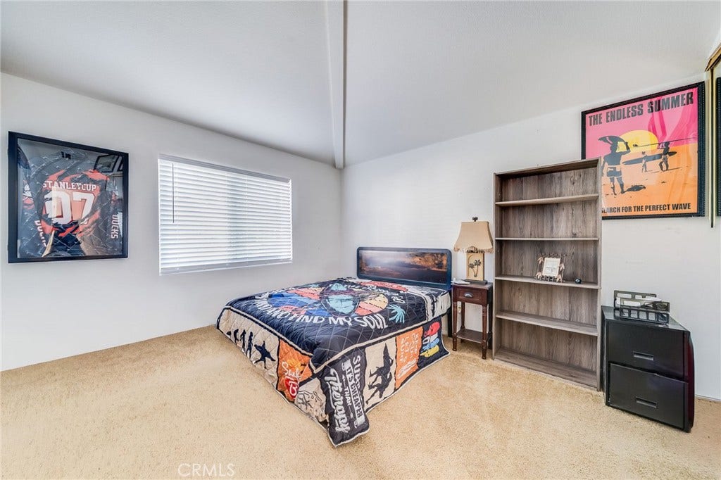 423 Via Presa, San Clemente, CA 92672 Nice sized secondary bedrooms