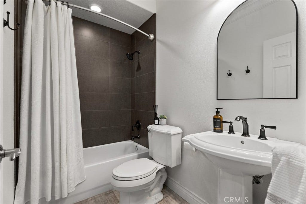 22801 Maiden Lane, Mission Viejo, CA 92692 downstairs full bathroom