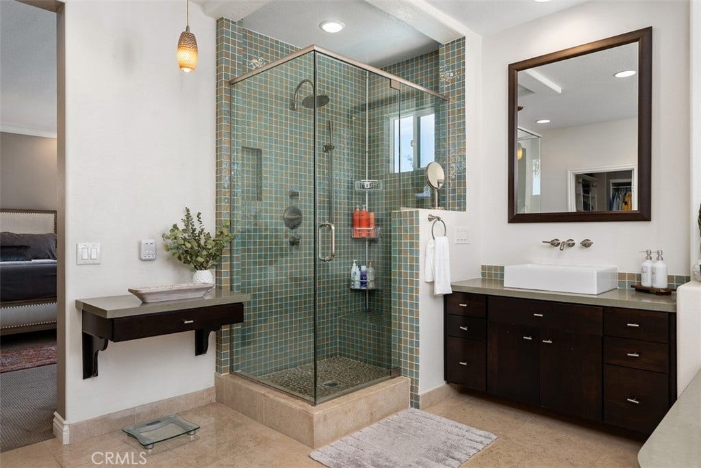22801 Maiden Lane, Mission Viejo, CA 92692 dual vanity and makeup counter