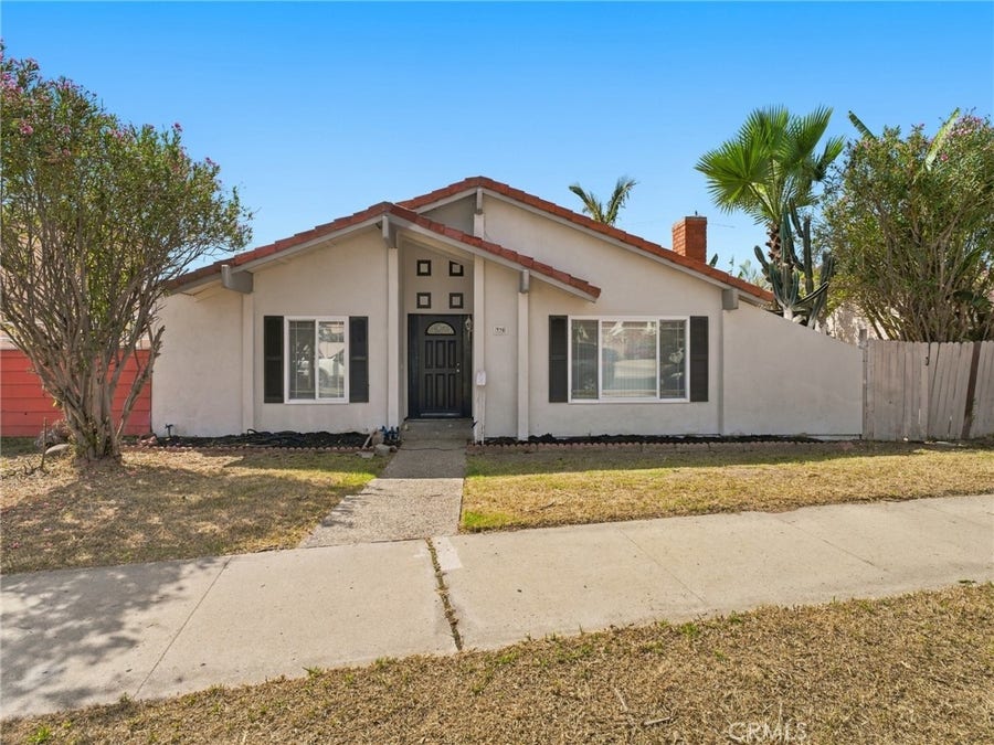 Property photo for 330 W Devonshire Drive, Oxnard, CA