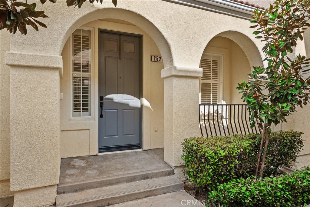 252 Knoll Lake, Mission Viejo, CA 92692 252 Knoll Lake, Mission Viejo, CA 92692
