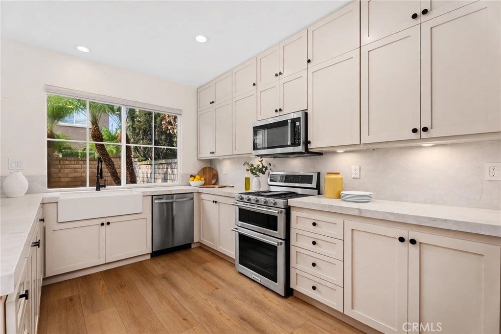 252 Knoll Lake, Mission Viejo, CA 92692 252 Knoll Lake, Mission Viejo, CA 92692