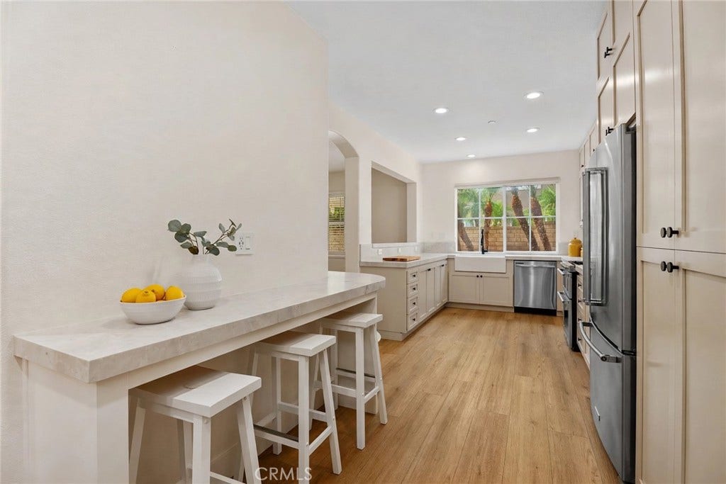 252 Knoll Lake, Mission Viejo, CA 92692 252 Knoll Lake, Mission Viejo, CA 92692