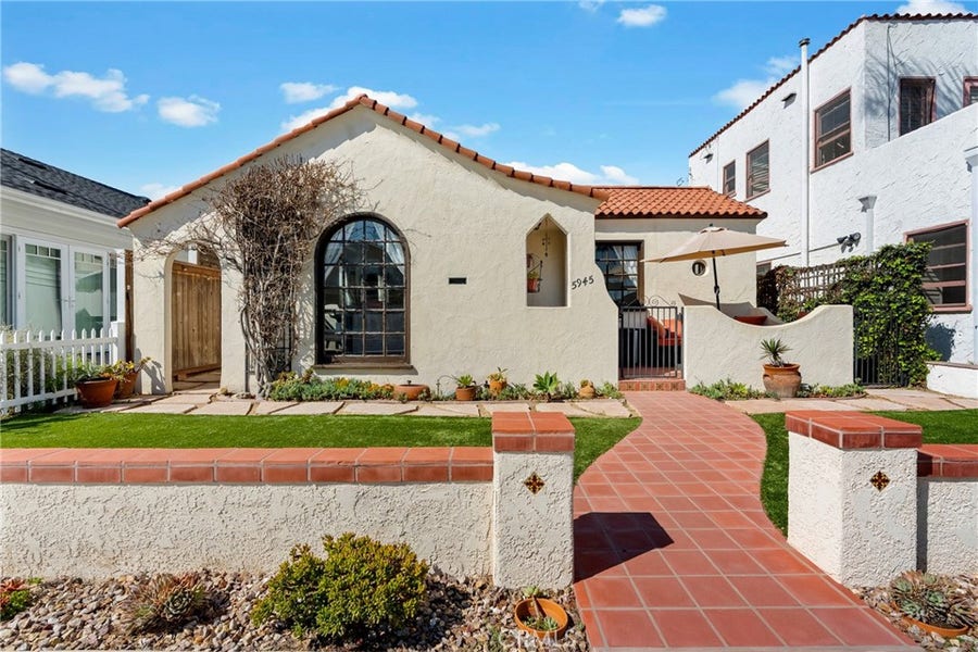 Property photo for 5945 East The Toledo, Long Beach, CA
