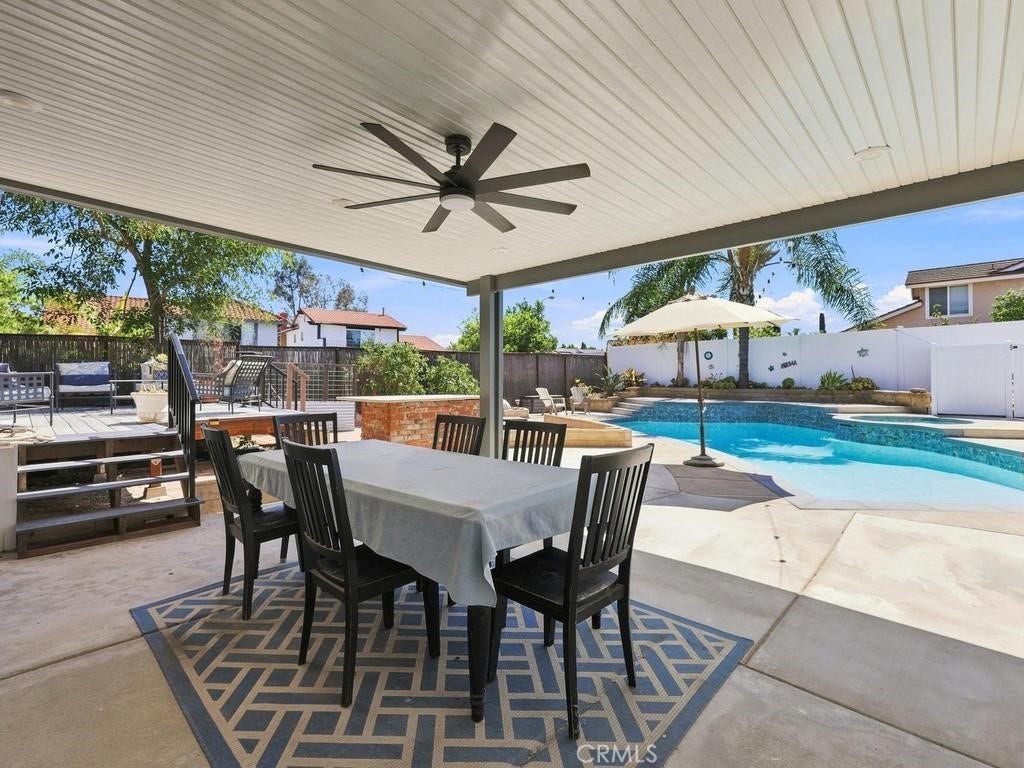 23862 Copenhagen, Mission Viejo, CA 92691 Aluminum covered patio with ceiling fan