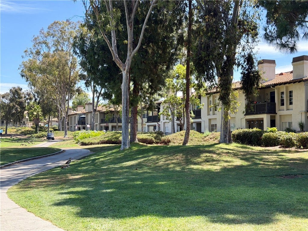55 Via Pausa, Rancho Santa Margarita, CA 92688 55 Via Pausa, Rancho Santa Margarita, CA 92688