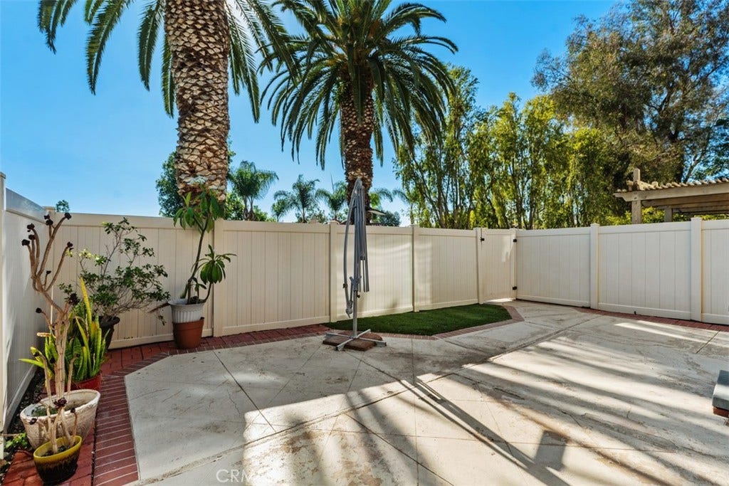 21121 Calle De Paseo, Lake Forest, CA 92630