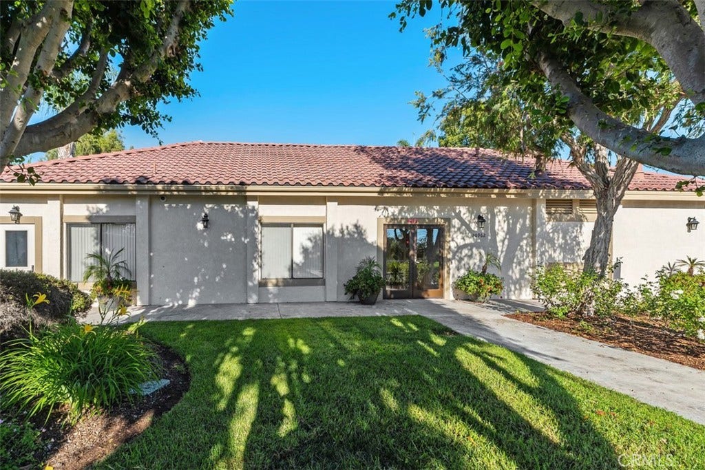 21121 Calle De Paseo, Lake Forest, CA 92630