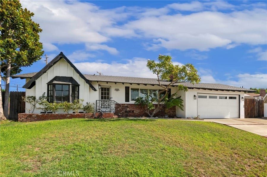 Property photo for 1521 Kenneth Drive, North Tustin, CA