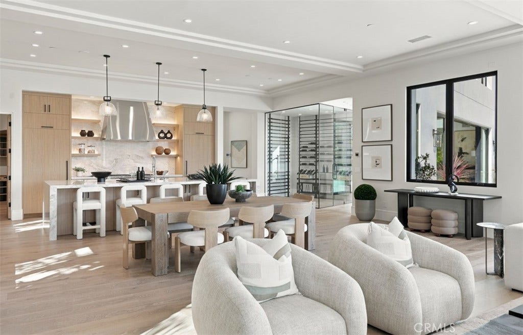 76 Hillcrest Lane, Newport Beach, CA 92660