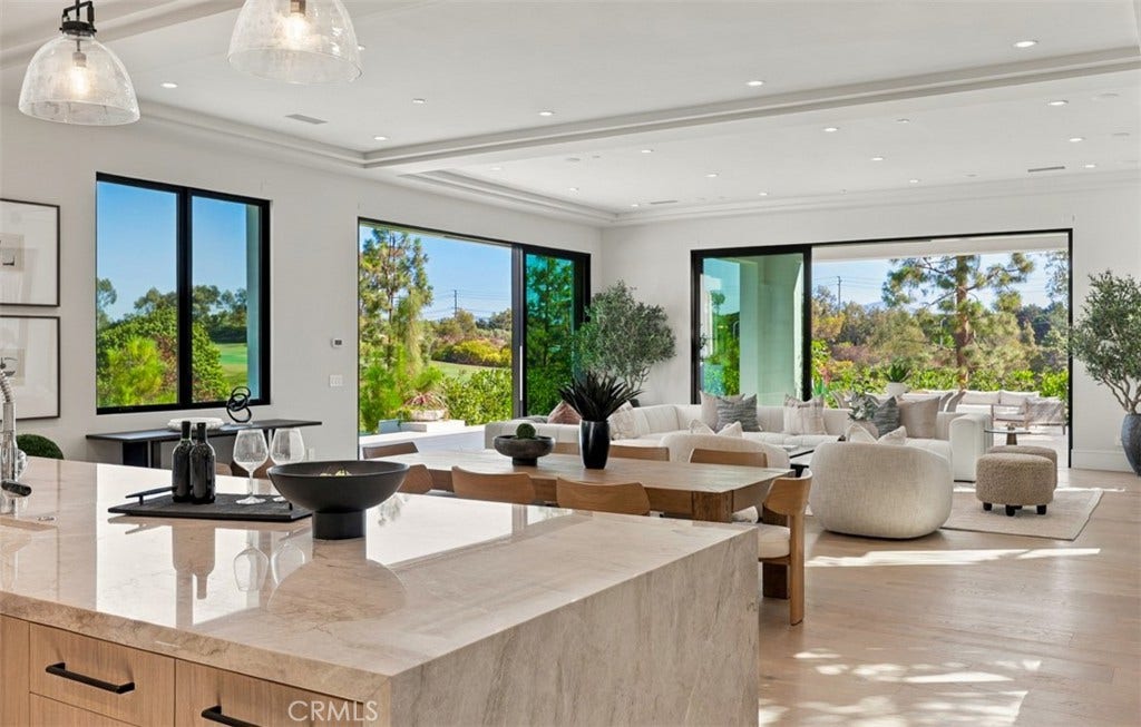 76 Hillcrest Lane, Newport Beach, CA 92660