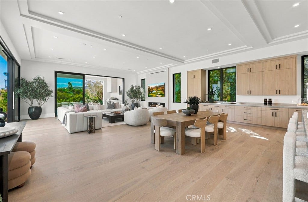 76 Hillcrest Lane, Newport Beach, CA 92660