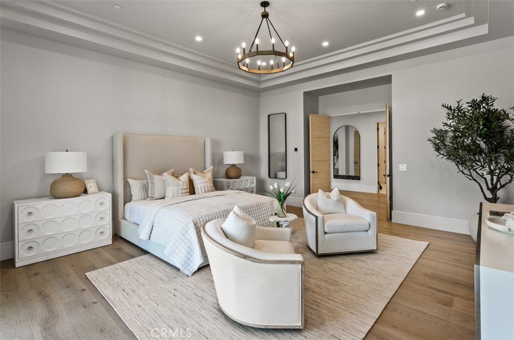 76 Hillcrest Lane, Newport Beach, CA 92660