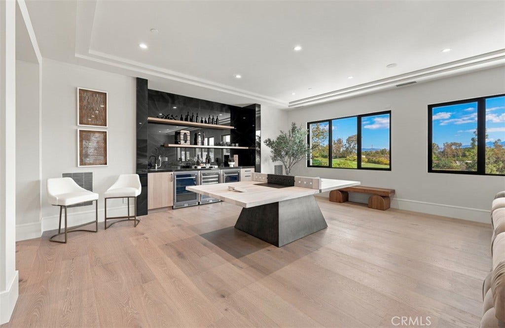 76 Hillcrest Lane, Newport Beach, CA 92660