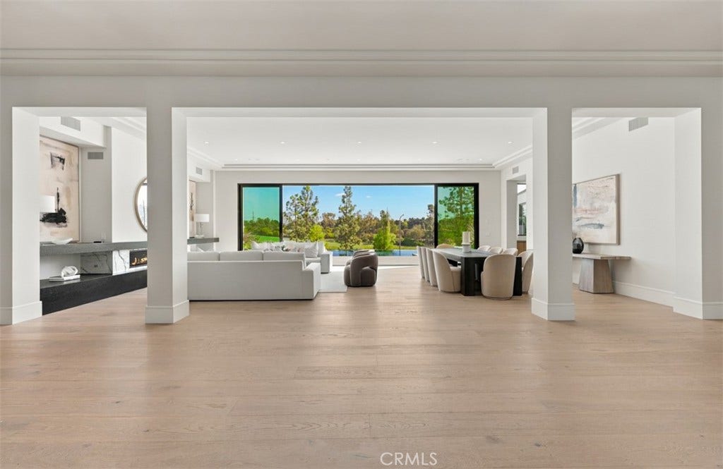76 Hillcrest Lane, Newport Beach, CA 92660