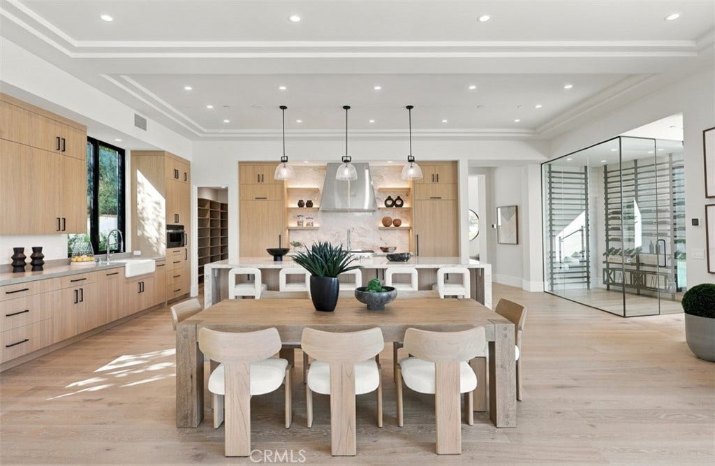 76 Hillcrest Lane, Newport Beach, CA 92660