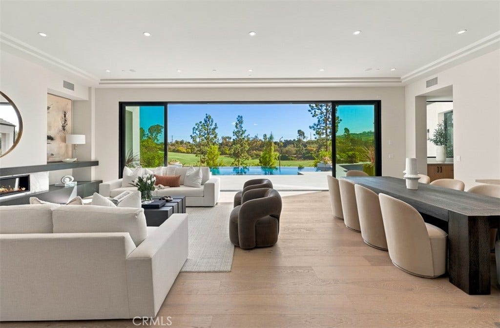 76 Hillcrest Lane, Newport Beach, CA 92660