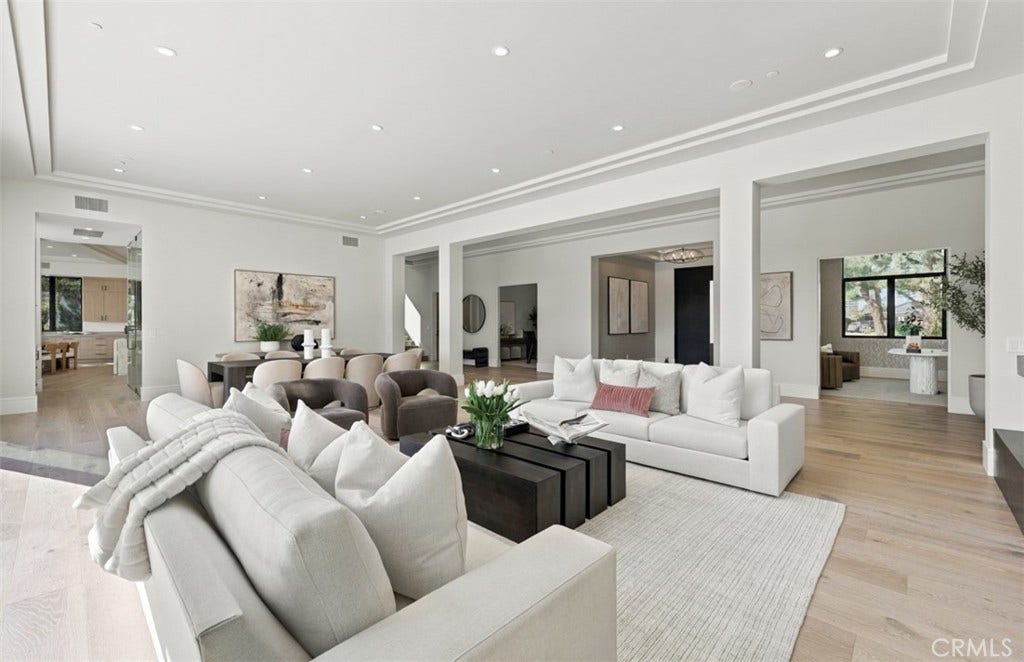 76 Hillcrest Lane, Newport Beach, CA 92660