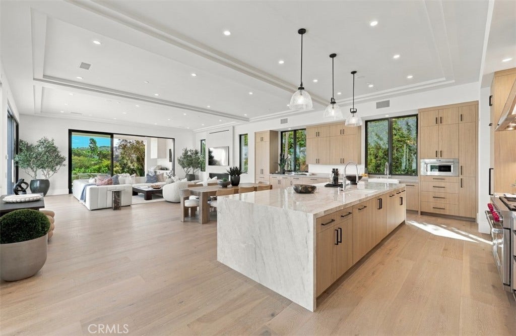 76 Hillcrest Lane, Newport Beach, CA 92660