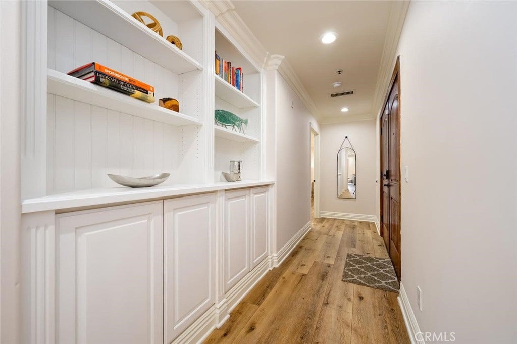1520 N El Camino Real, #26, San Clemente, CA 92672 Hallway