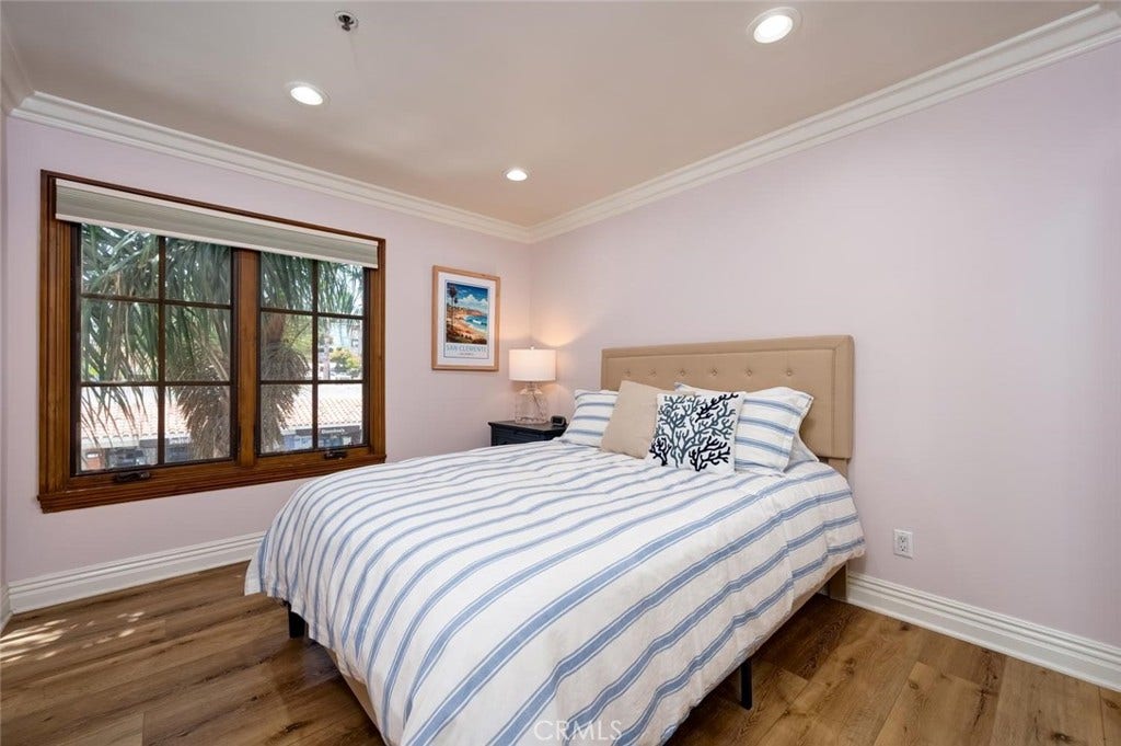 1520 N El Camino Real, #26, San Clemente, CA 92672 En suite bedroom