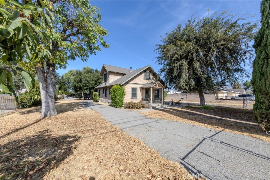 Property photo for 1619 S Glendora Avenue, Glendora, CA