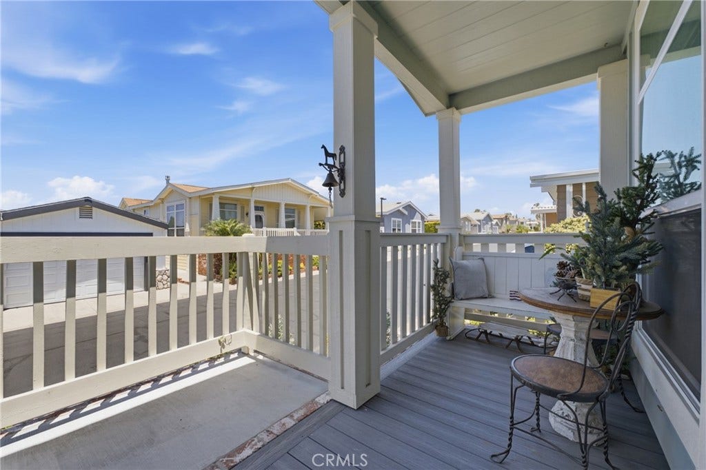 23301 Ridge Route #111 Drive, Laguna Hills, CA 92653
