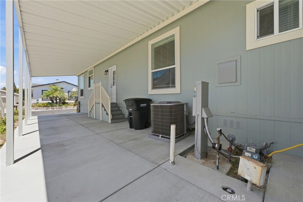 23301 Ridge Route #111 Drive, Laguna Hills, CA 92653