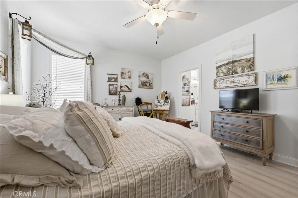 23301 Ridge Route #111 Drive, Laguna Hills, CA 92653
