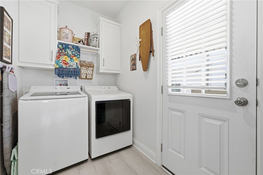 23301 Ridge Route #111 Drive, Laguna Hills, CA 92653