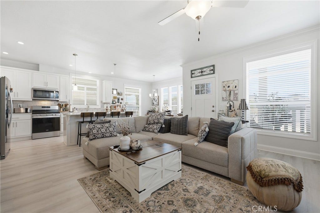 23301 Ridge Route #111 Drive, Laguna Hills, CA 92653