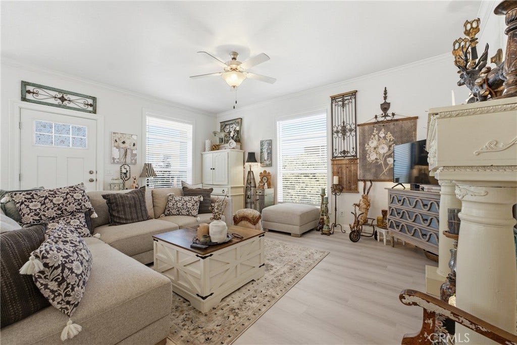 23301 Ridge Route #111 Drive, Laguna Hills, CA 92653