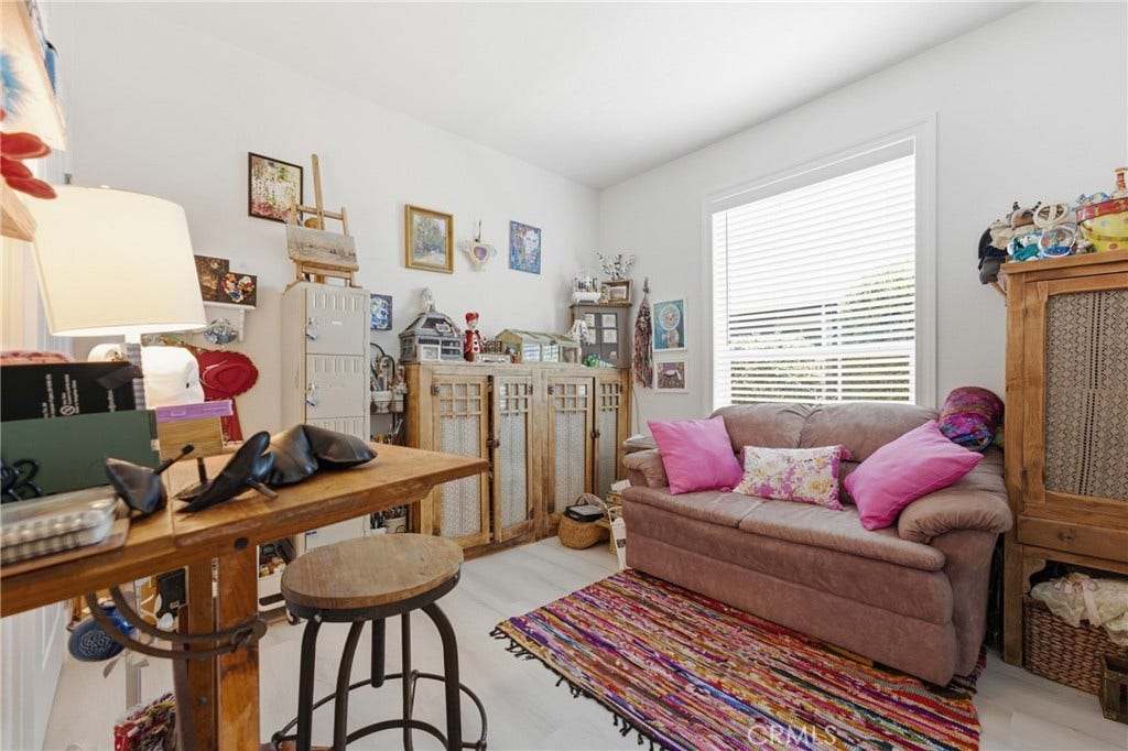 23301 Ridge Route #111 Drive, Laguna Hills, CA 92653