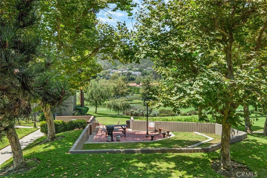 31383 E Nine Drive, Laguna Niguel, CA 92677 31383 E Nine Drive, Laguna Niguel, CA 92677