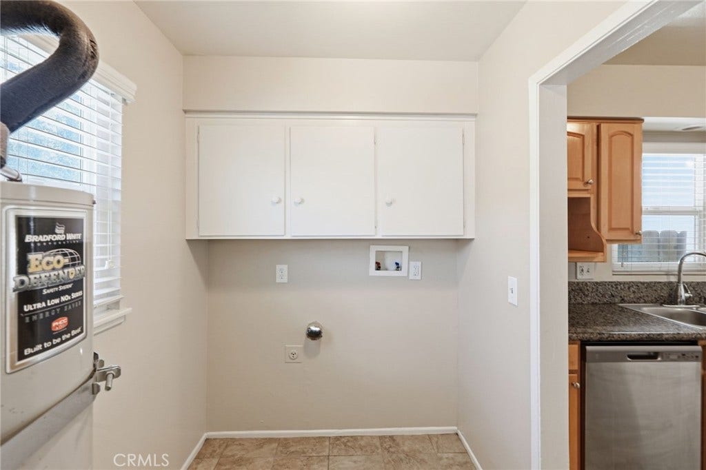 1160 E 27th, San Bernardino, CA 92404 1160 E 27th, San Bernardino, CA 92404