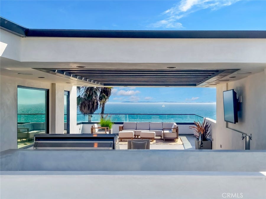 Property photo for 816 Pacific Coast Highway, Huntington Beach, CA