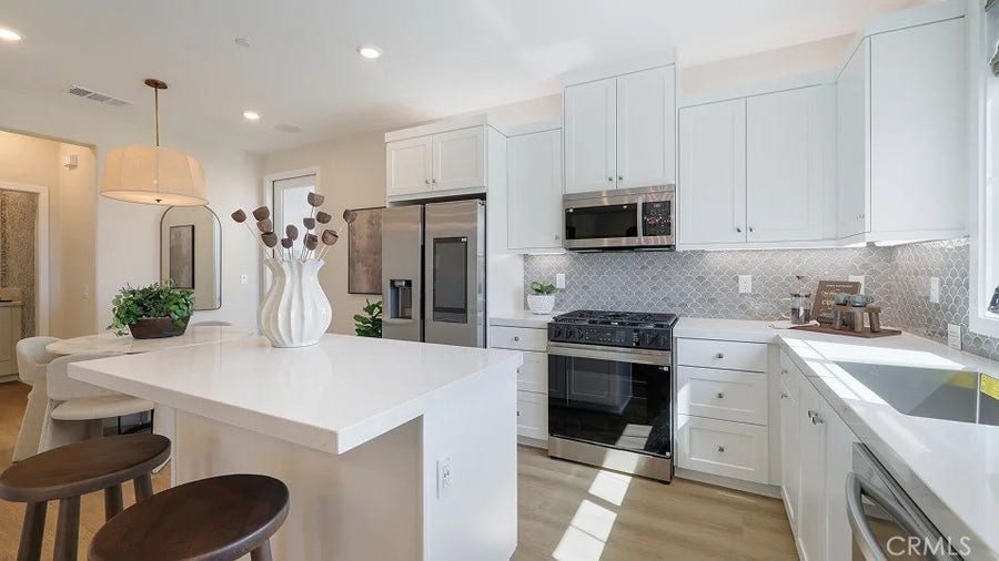 Property photo for 2177 Aneto Way, Santa Paula, CA