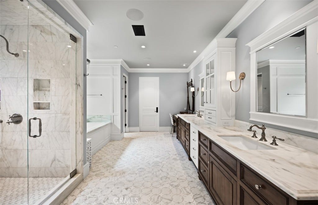 7 Oakmont Lane, Newport Beach, CA 92660